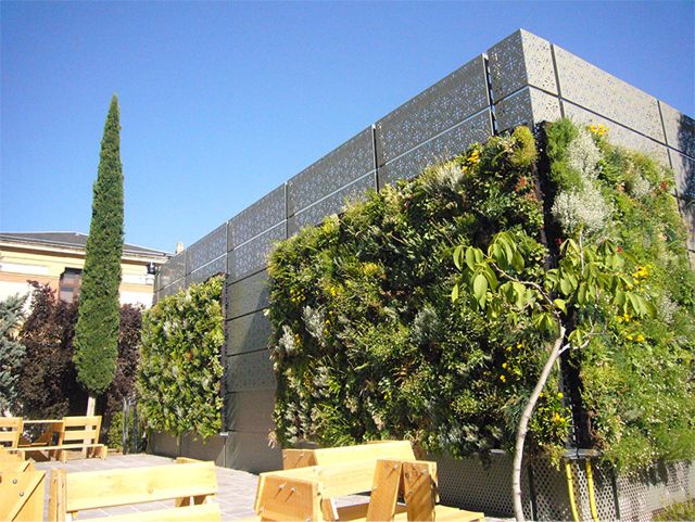 Greenroofs.com Project of the Week for November 6, 2017: LABAU (Bioclimatic Architecture and Urban Agriculture Laboratory)