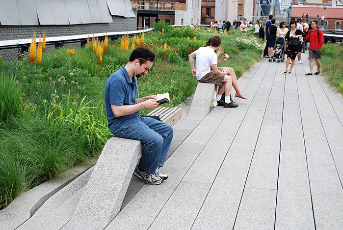 A Comparison of the 3 Phases of the High Line Part 2 - Seat Furnishings