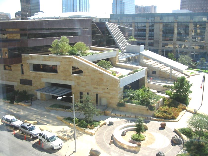 Austin City Hall - Greenroofs.com