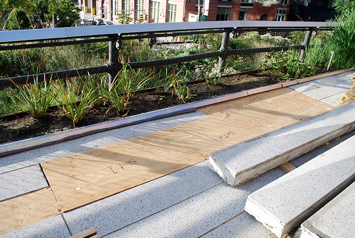 A Comparison of the 3 Phases of the High Line Part 5 - Water Feature & Drinking Fountains